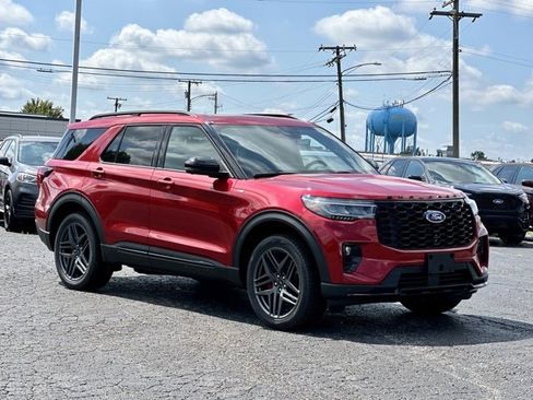 New 2025 Ford Explorer ST-Line w/ Premium Package image 2