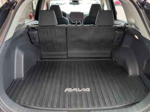 Used 2024 Toyota RAV4 LE AWD/4WD image 11