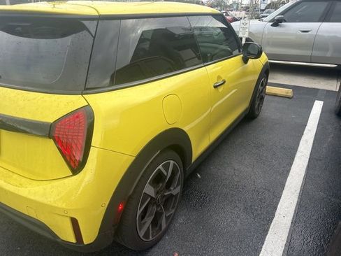 Certified 2025 MINI Cooper S image 6