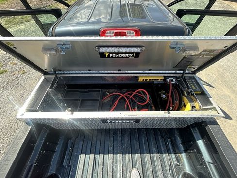 Used 2017 Chevrolet Silverado 2500 W/T AWD/4WD image 15