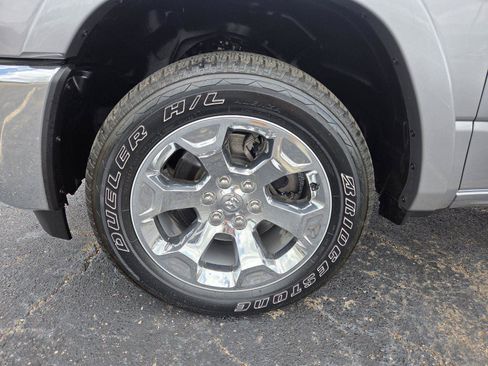 Used 2025 RAM 1500 Big Horn AWD/4WD image 37