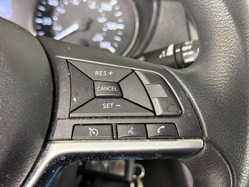 Used 2021 Nissan Rogue Sport S FWD image 25