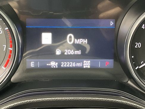 Certified 2021 Buick Encore GX Essence w/ Advanced Technology Package image 16