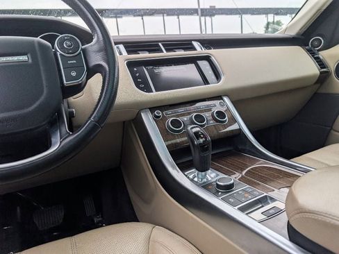 Used 2016 Land Rover Range Rover Sport SE AWD/4WD image 25