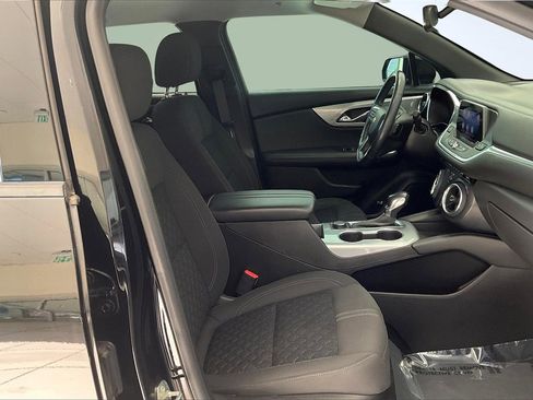 Used 2020 Chevrolet Blazer LT image 7