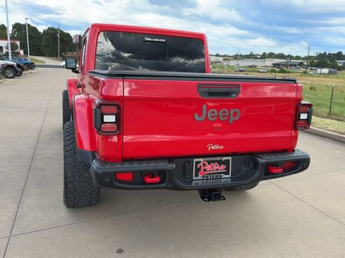 Used 2021 Jeep Gladiator Rubicon AWD/4WD image 6