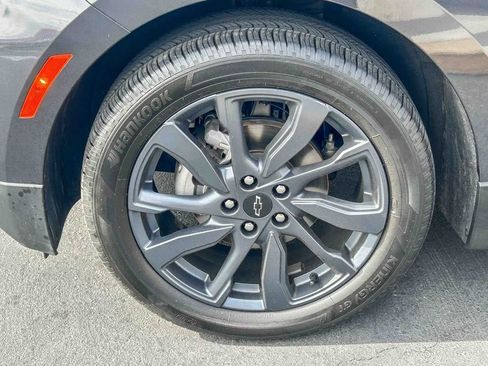 Used 2022 Chevrolet Equinox RS w/ LPO, Cargo Package FWD image 11