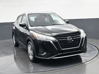 Used 2023 Nissan Kicks S FWD video 2