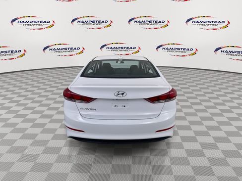 Used 2018 Hyundai Elantra SEL FWD image 7