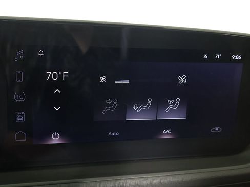 Used 2024 Buick Envista Preferred w/ Convenience I Package FWD image 46