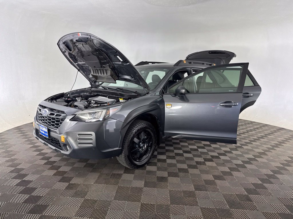 Used 2022 Subaru Outback Wilderness w/ Wilderness Package AWD/4WD image 15