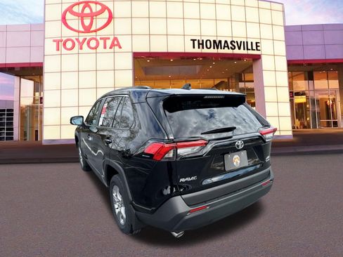 New 2025 Toyota RAV4 XLE w/ Convenience Package AWD/4WD image 7