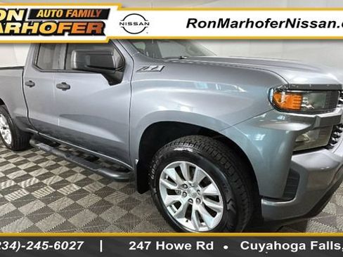 Used 2019 Chevrolet Silverado 1500 Custom w/ Custom Value Package AWD/4WD image 1