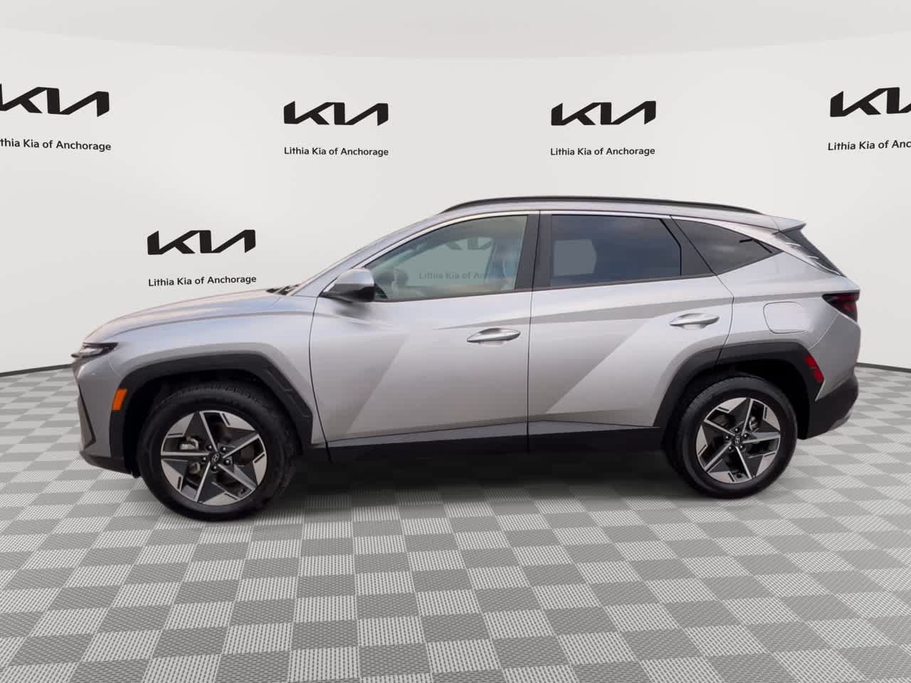 Used 2025 Hyundai Tucson SEL AWD/4WD image 7