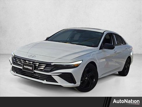 New 2026 Hyundai Elantra SEL Sport Premium image 1