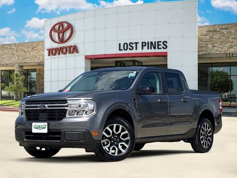 Used 2024 Ford Maverick Lariat image 1