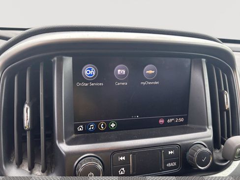 Used 2020 Chevrolet Colorado LT image 11