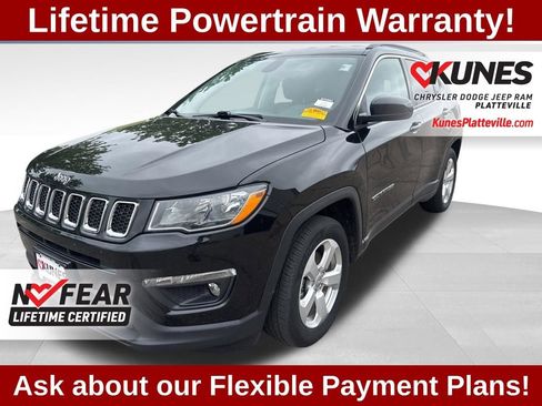 Used 2019 Jeep Compass Latitude w/ Popular Equipment Group FWD image 4