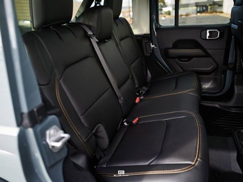 Used 2025 Jeep Wrangler Unlimited Rubicon 392 image 38