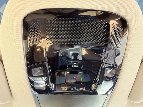 Used 2023 Lexus RZ 450e Premium image 26