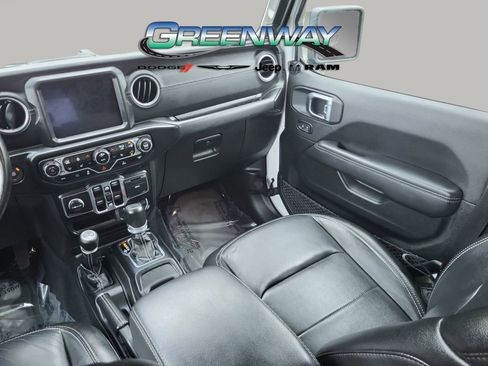 Used 2023 Jeep Wrangler Unlimited Sahara AWD/4WD image 15