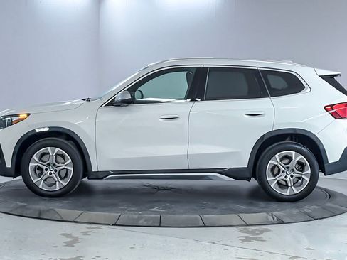 Used 2023 BMW X1 xDrive28i AWD/4WD image 5