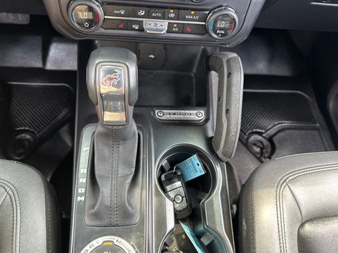 Used 2024 Ford Bronco Big Bend image 24
