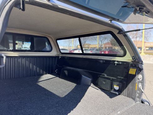 Used 2015 Toyota Tacoma 4x4 Access Cab V6 w/ TRD Off-Road Package image 50