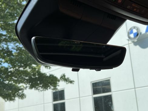 Used 2023 Cadillac Escalade Premium Luxury w/ LPO, Illumination Package AWD/4WD image 27