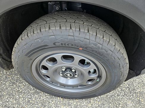 New 2024 Ford Bronco Sport Outer Banks image 9