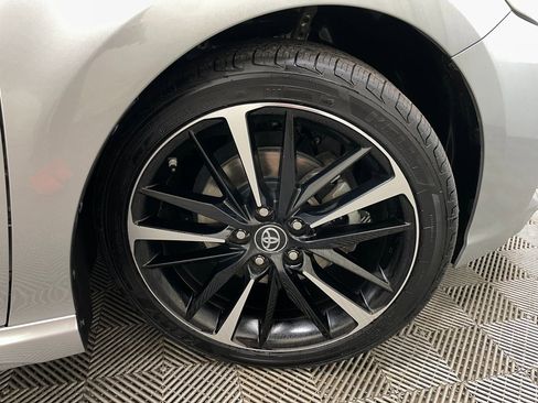 Used 2019 Toyota Camry XSE image 50