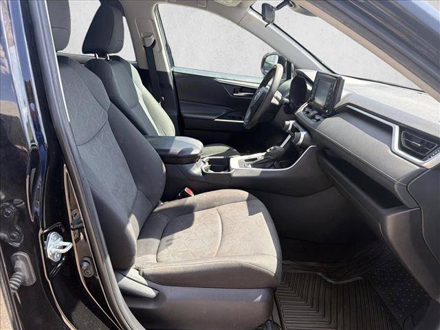Used 2021 Toyota RAV4 XLE FWD image 25