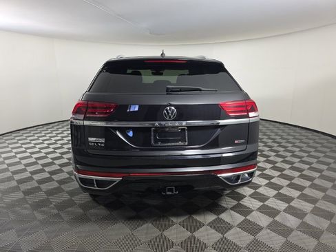 Used 2022 Volkswagen Atlas Cross Sport SEL R-Line w/ Cross Sport MDO Package AWD/4WD image 4