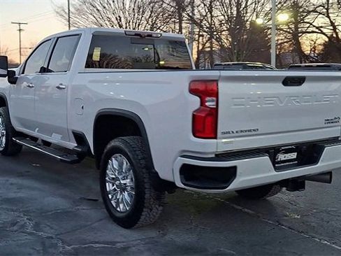 Used 2020 Chevrolet Silverado 3500 High Country w/ Technology Package image 5