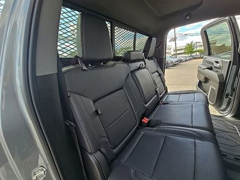 Used 2024 Chevrolet Silverado 2500 LT w/ Convenience Package image 43