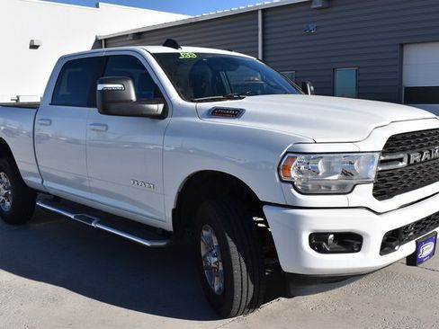 Used 2024 RAM 2500 Big Horn w/ Sport Appearance Package image 3