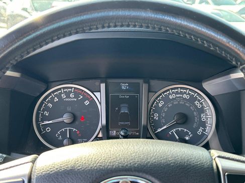 Used 2021 Toyota Tacoma SR5 RWD image 25