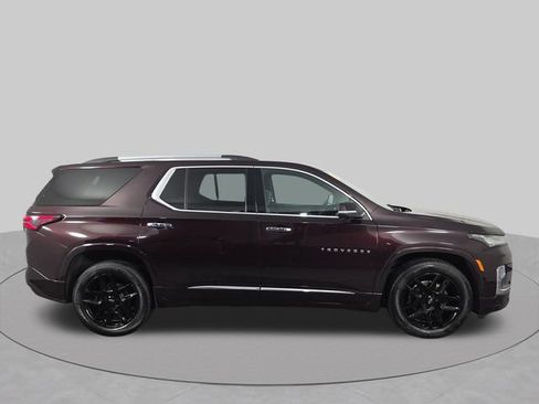 Used 2022 Chevrolet Traverse Premier w/ LPO, Floor Liner Package AWD/4WD image 45