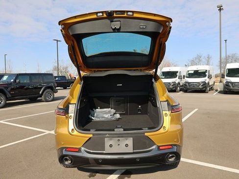 New 2024 Dodge Hornet R/T Plus w/ Tech Pack Plus w/o Parking image 15