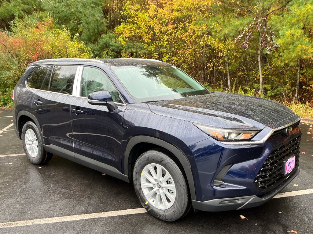 New 2026 Toyota Grand Highlander XLE FWD image 7