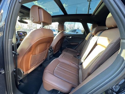 Used 2018 Audi Q5 2.0T Premium Plus image 12