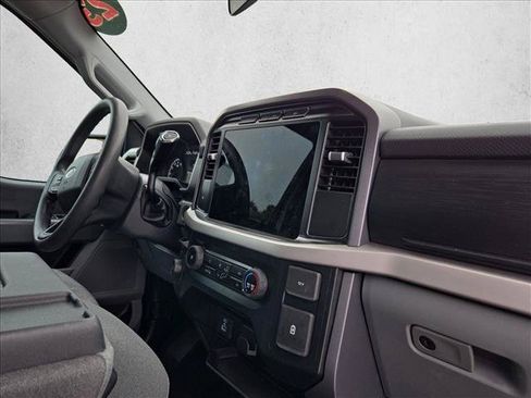 Used 2023 Ford F150 XLT RWD image 23