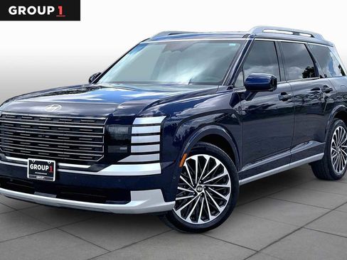 Used 2026 Hyundai Palisade Calligraphy FWD image 1