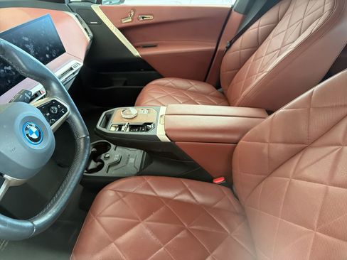 Used 2024 BMW iX xDrive50 w/ Premium Package image 3