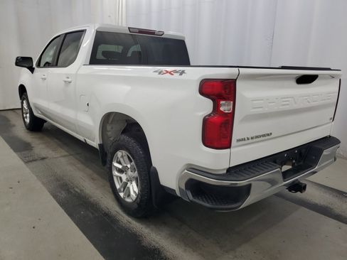 Used 2023 Chevrolet Silverado 1500 LT AWD/4WD image 2