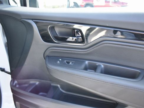 Used 2024 Honda Odyssey Elite image 12