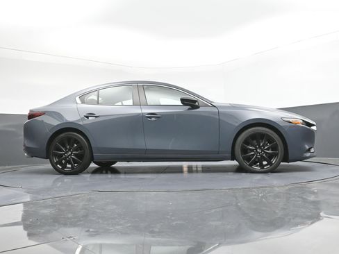 Used 2024 MAZDA MAZDA3 s image 34