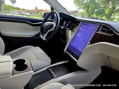 Used 2017 Tesla Model X 75D AWD/4WD image 45