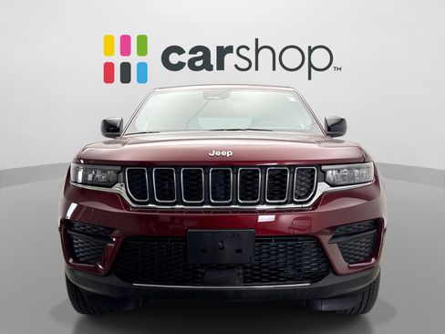 Used 2024 Jeep Grand Cherokee Laredo X w/ Luxury Tech Group I AWD/4WD image 8