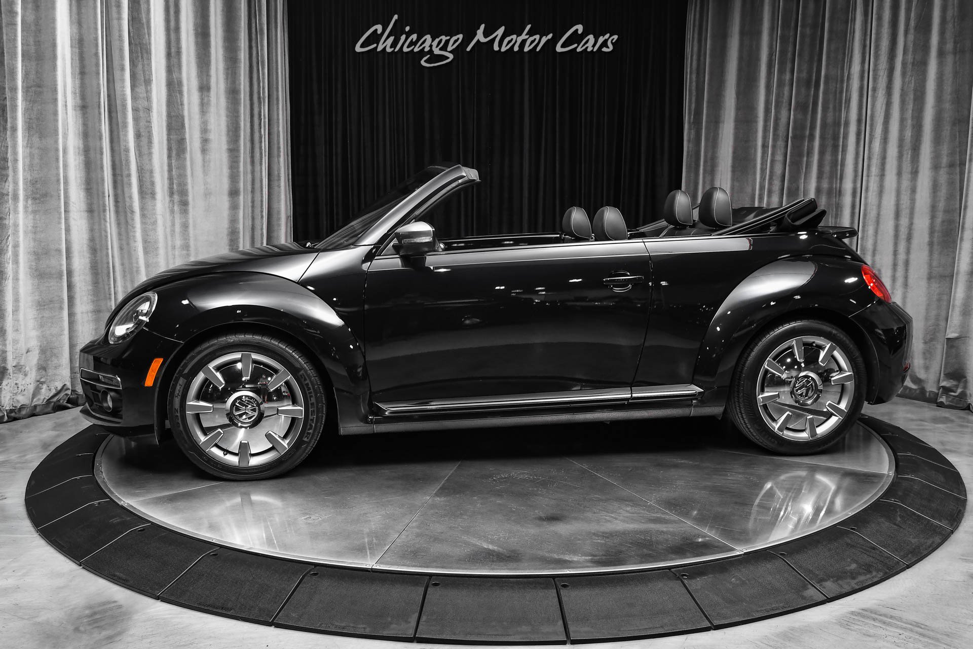 Used 2014 Volkswagen Beetle TDI FWD image 1